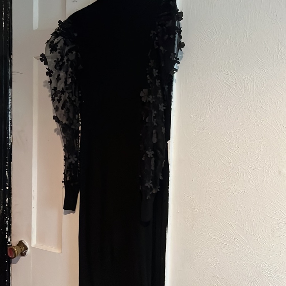 Sale - Picture 2 of 4
